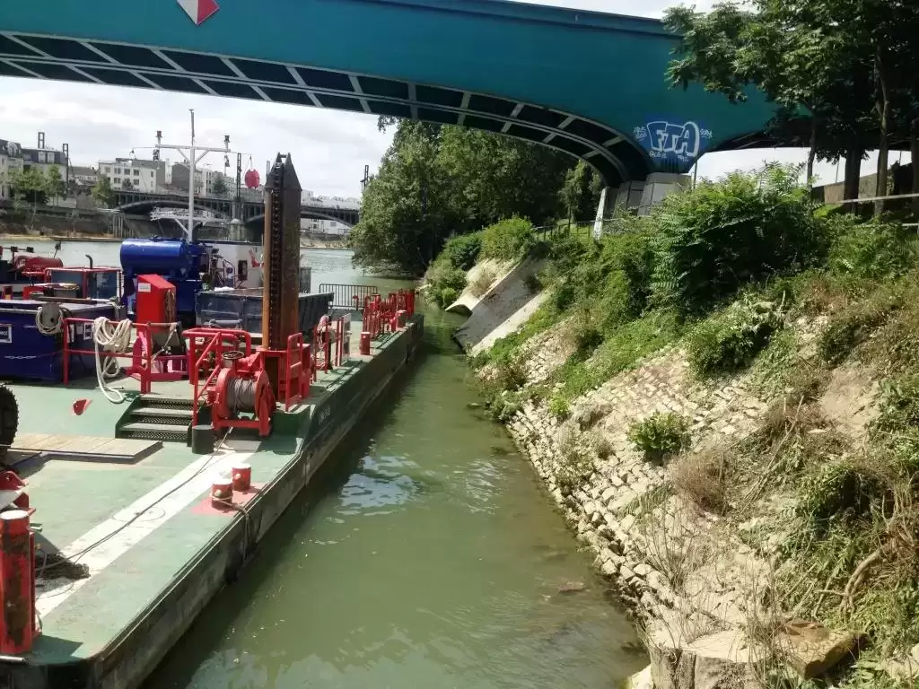 charenton barge emcc travaux fluviaux charenton barge emcc travaux fluviaux