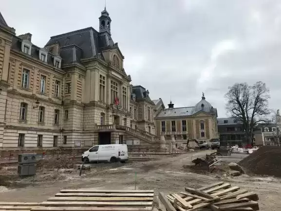 evreux dalles hotel de ville