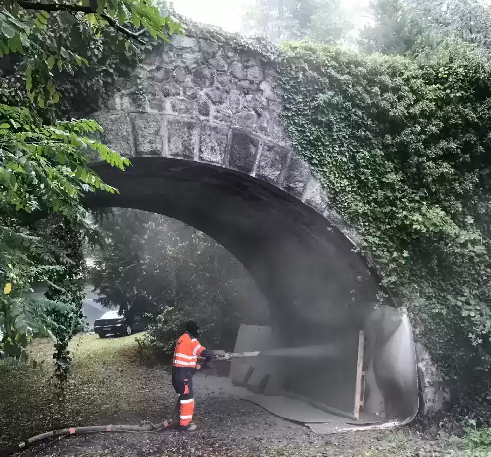 beton projete voie seche chantier 